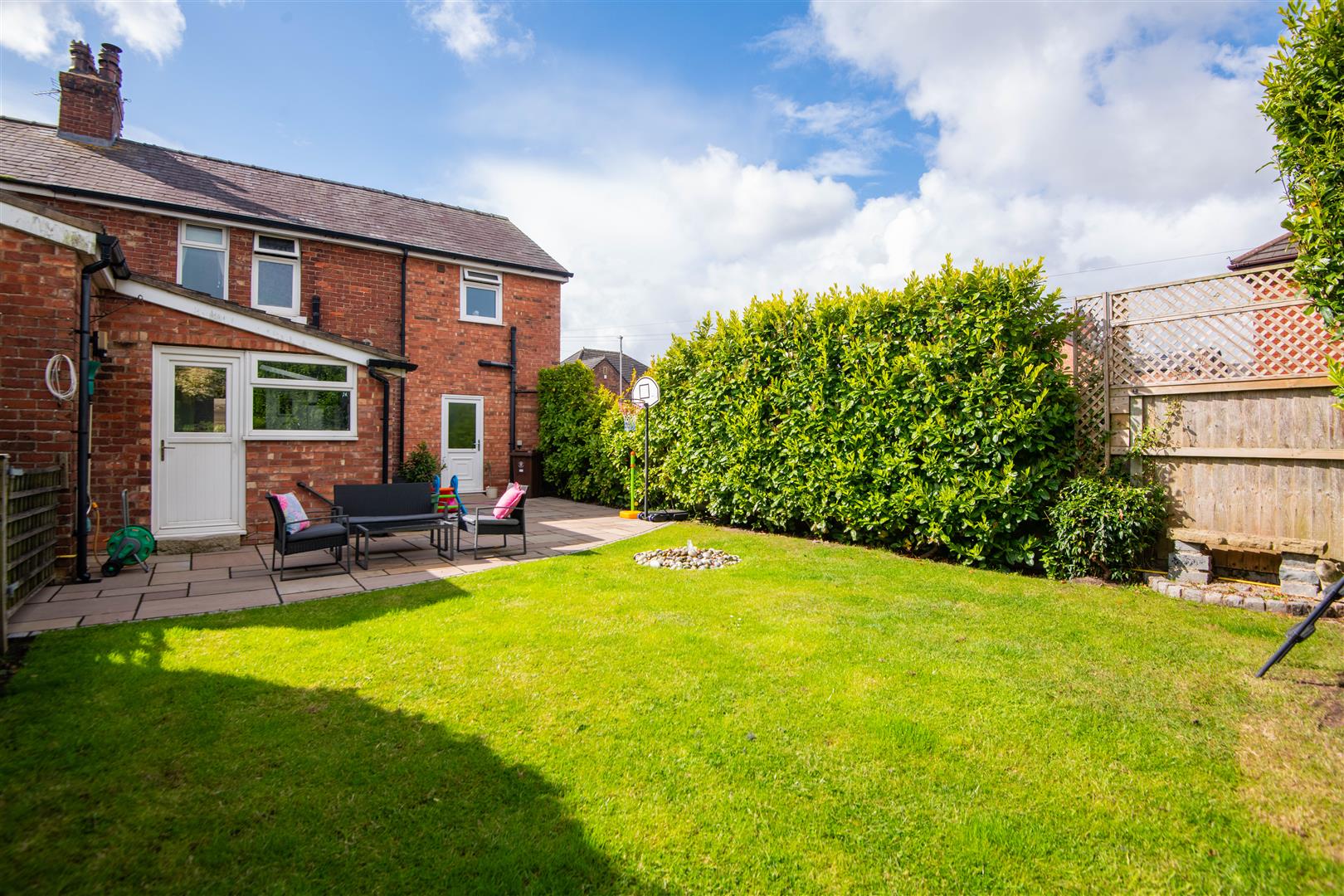 3 bed property in Fermor Road, Preston
